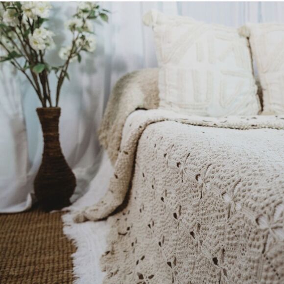 Handmade Vintage Crochet Blanket Beauty Photography Prop